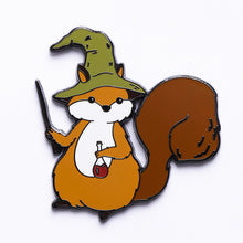 Quest's Reward Pin: Finley Moonshadow - Squirrel Sorcerer