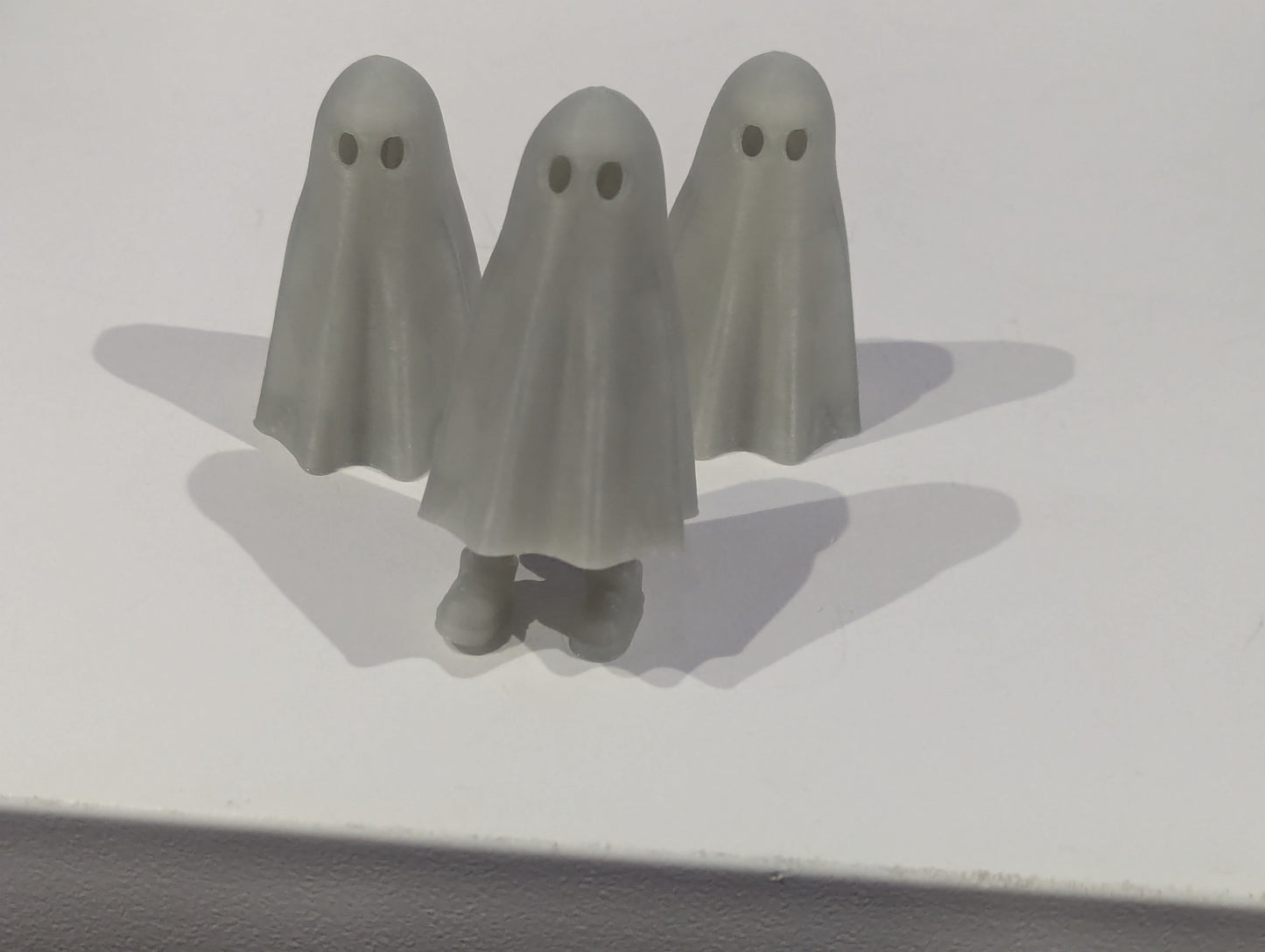 3D Mini Ghost w/ Blue Shoes