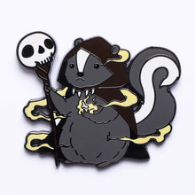 Quest's Reward Pin: Balthazar Grimheart - Skunk Warlock